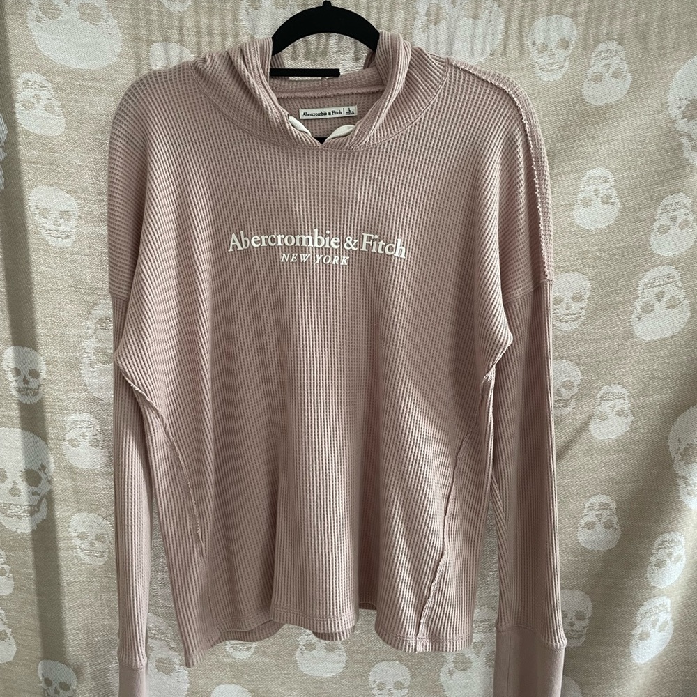 SIZE LARGE LONG SLEEVE HOODIE